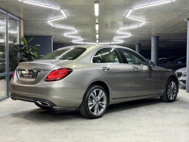 Бежевый Мерседес Ц-Класс, объемом двигателя 2 л и пробегом 60 тыс. км за 28900 $, фото 10 на Automoto.ua