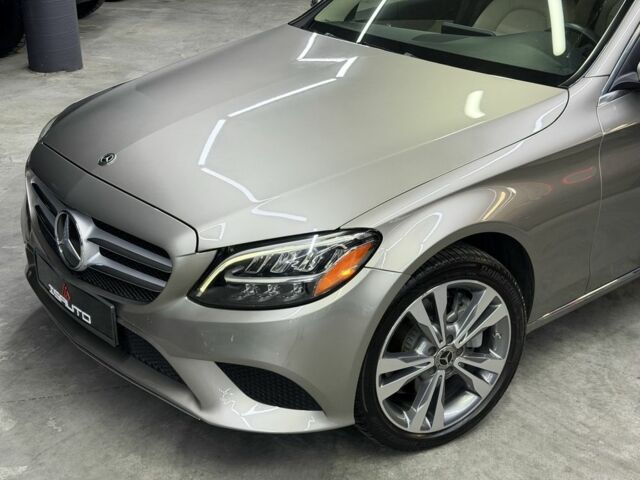 Бежевый Мерседес Ц-Класс, объемом двигателя 2 л и пробегом 60 тыс. км за 28900 $, фото 5 на Automoto.ua