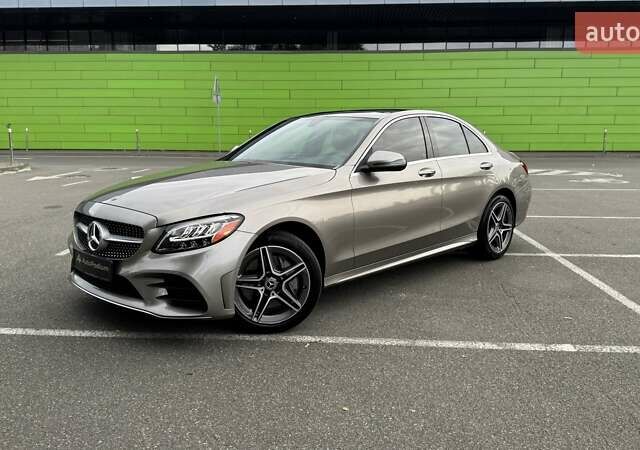 Бежевий Мерседес Ц-Клас, об'ємом двигуна 1.99 л та пробігом 38 тис. км за 33500 $, фото 12 на Automoto.ua