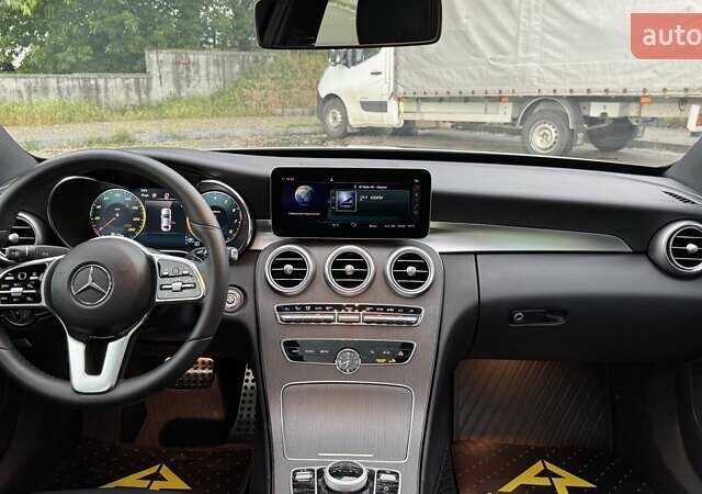 Бежевий Мерседес Ц-Клас, об'ємом двигуна 1.99 л та пробігом 38 тис. км за 33500 $, фото 44 на Automoto.ua