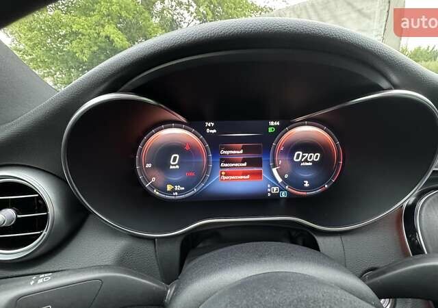 Бежевий Мерседес Ц-Клас, об'ємом двигуна 1.99 л та пробігом 38 тис. км за 33500 $, фото 54 на Automoto.ua