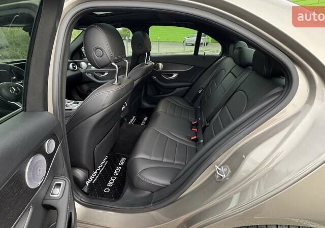 Бежевий Мерседес Ц-Клас, об'ємом двигуна 1.99 л та пробігом 38 тис. км за 33500 $, фото 33 на Automoto.ua