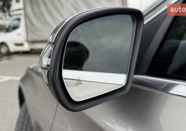 Бежевий Мерседес Ц-Клас, об'ємом двигуна 1.99 л та пробігом 38 тис. км за 33500 $, фото 22 на Automoto.ua