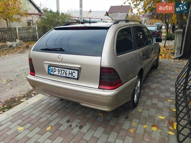 Бежевий Мерседес Ц-Клас, об'ємом двигуна 2.2 л та пробігом 520 тис. км за 3700 $, фото 5 на Automoto.ua