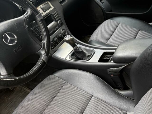 Бежевый Мерседес Ц-Класс, объемом двигателя 2.2 л и пробегом 40 тыс. км за 3200 $, фото 7 на Automoto.ua