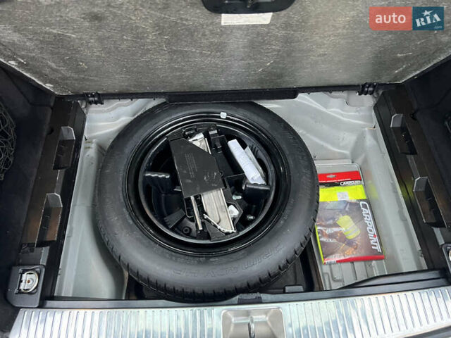 Бежевий Мерседес Ц-Клас, об'ємом двигуна 1.8 л та пробігом 204 тис. км за 8200 $, фото 36 на Automoto.ua