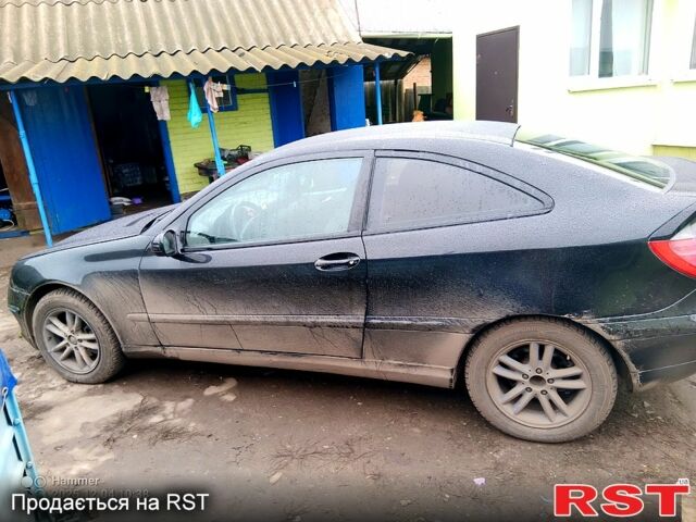 Чорний Мерседес Ц-Клас, об'ємом двигуна 2 л та пробігом 350 тис. км за 5000 $, фото 1 на Automoto.ua