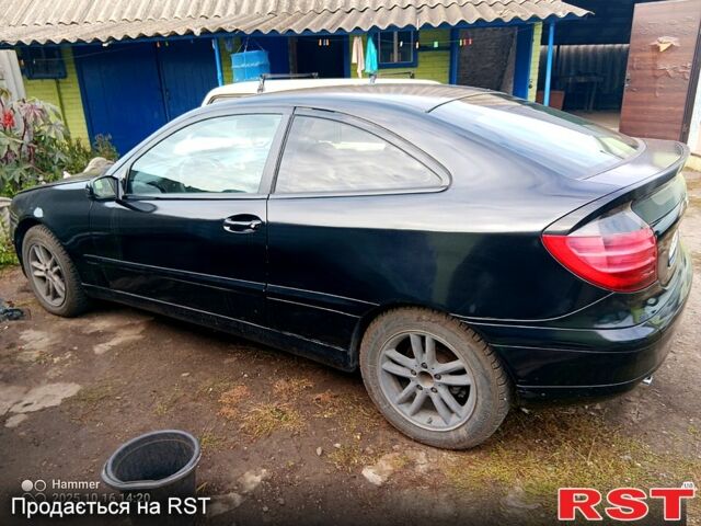 Чорний Мерседес Ц-Клас, об'ємом двигуна 2 л та пробігом 350 тис. км за 5000 $, фото 10 на Automoto.ua