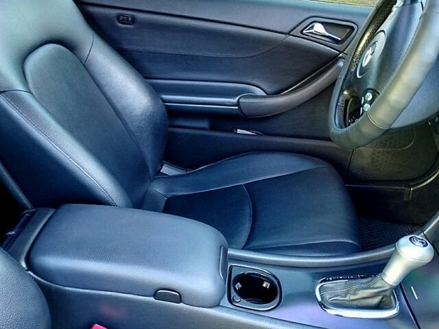 Чорний Мерседес Ц-Клас, об'ємом двигуна 1.8 л та пробігом 200 тис. км за 7000 $, фото 5 на Automoto.ua