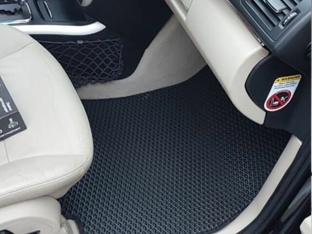 Черный Мерседес Ц-Класс, объемом двигателя 2 л и пробегом 295 тыс. км за 5600 $, фото 2 на Automoto.ua