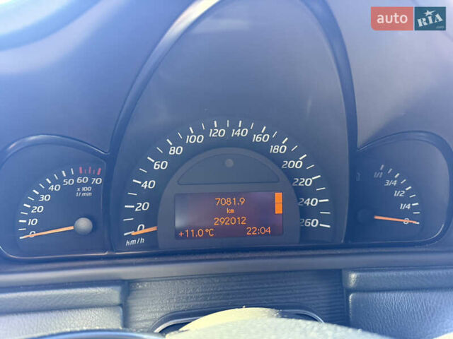 Чорний Мерседес Ц-Клас, об'ємом двигуна 1.8 л та пробігом 250 тис. км за 3350 $, фото 11 на Automoto.ua