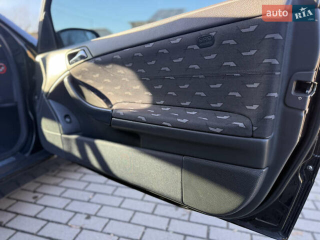 Чорний Мерседес Ц-Клас, об'ємом двигуна 1.8 л та пробігом 250 тис. км за 3350 $, фото 7 на Automoto.ua