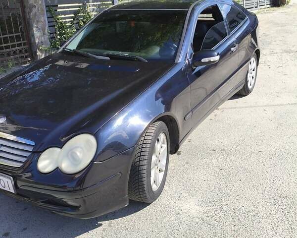 Черный Мерседес Ц-Класс, объемом двигателя 2.1 л и пробегом 480 тыс. км за 4200 $, фото 9 на Automoto.ua