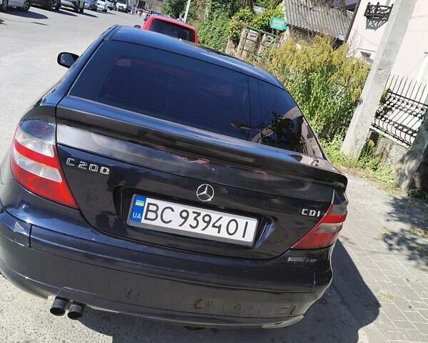 Черный Мерседес Ц-Класс, объемом двигателя 2.1 л и пробегом 480 тыс. км за 4200 $, фото 7 на Automoto.ua