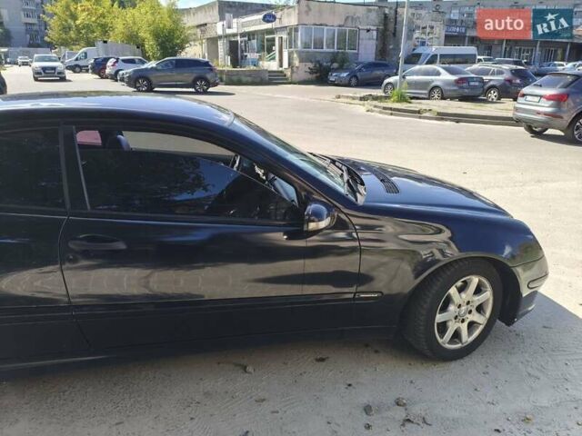 Черный Мерседес Ц-Класс, объемом двигателя 2.1 л и пробегом 480 тыс. км за 4200 $, фото 8 на Automoto.ua