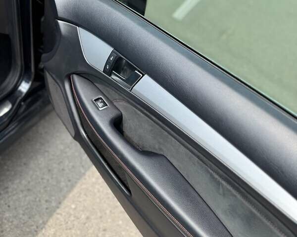 Черный Мерседес Ц-Класс, объемом двигателя 1.8 л и пробегом 197 тыс. км за 11850 $, фото 8 на Automoto.ua