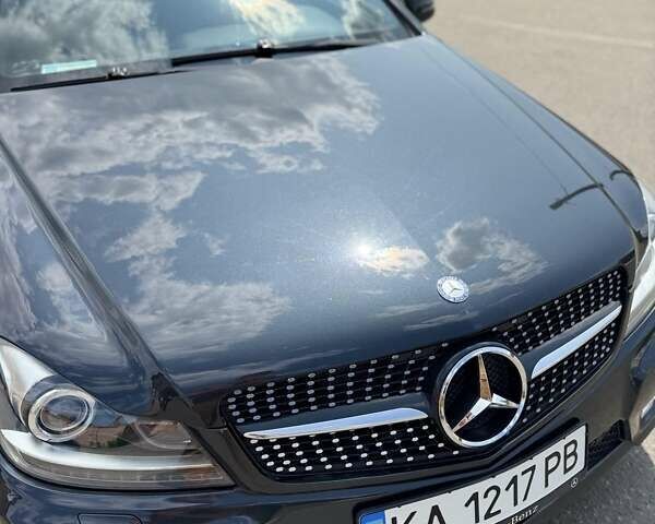 Черный Мерседес Ц-Класс, объемом двигателя 1.8 л и пробегом 197 тыс. км за 11850 $, фото 18 на Automoto.ua