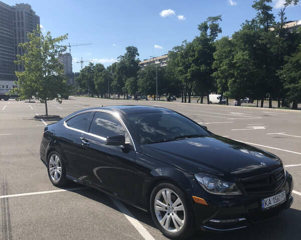 Черный Мерседес Ц-Класс, объемом двигателя 1.8 л и пробегом 190 тыс. км за 13000 $, фото 9 на Automoto.ua
