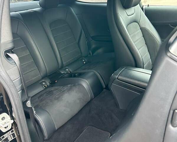 Черный Мерседес Ц-Класс, объемом двигателя 1.6 л и пробегом 111 тыс. км за 26000 $, фото 10 на Automoto.ua