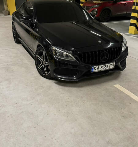 Черный Мерседес Ц-Класс, объемом двигателя 1.6 л и пробегом 158 тыс. км за 25000 $, фото 2 на Automoto.ua