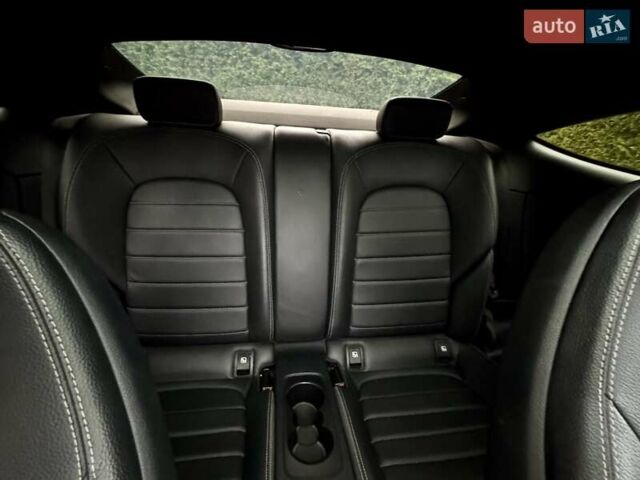 Черный Мерседес Ц-Класс, объемом двигателя 2.14 л и пробегом 91 тыс. км за 21900 $, фото 15 на Automoto.ua