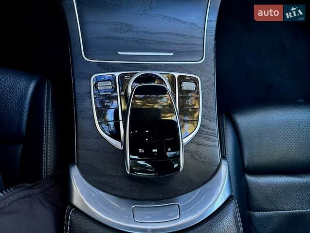 Мерседес Ц-Класс 2016 в Броварах на Automoto.ua Черный Мерседес Ц-Класс, объемом двигателя 2.14 л и пробегом 91 тыс. км за 18999 $, фото 32 на Automoto.ua