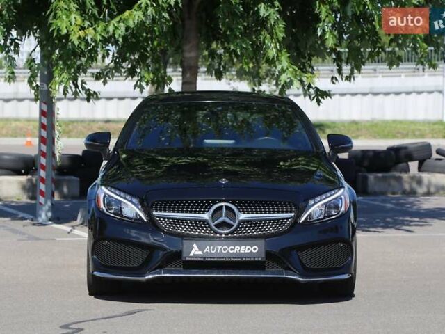 Чорний Мерседес Ц-Клас, об'ємом двигуна 2 л та пробігом 100 тис. км за 30500 $, фото 1 на Automoto.ua
