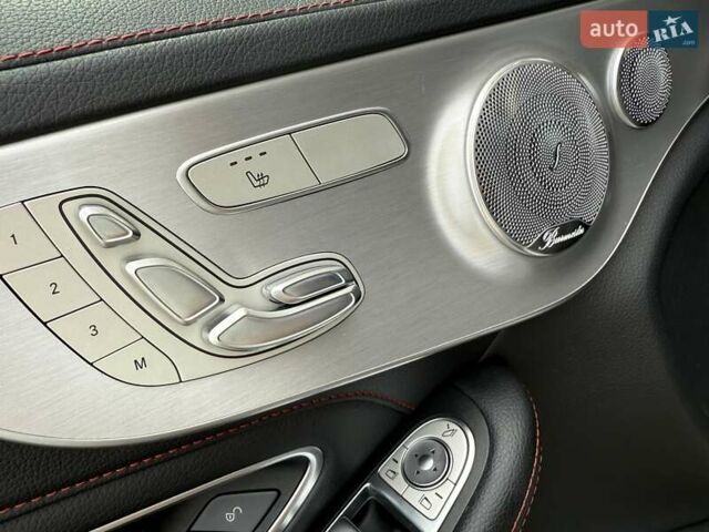 Черный Мерседес Ц-Класс, объемом двигателя 3 л и пробегом 55 тыс. км за 39333 $, фото 23 на Automoto.ua