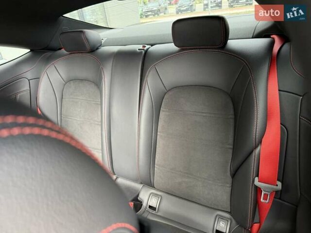 Черный Мерседес Ц-Класс, объемом двигателя 3 л и пробегом 55 тыс. км за 39333 $, фото 12 на Automoto.ua