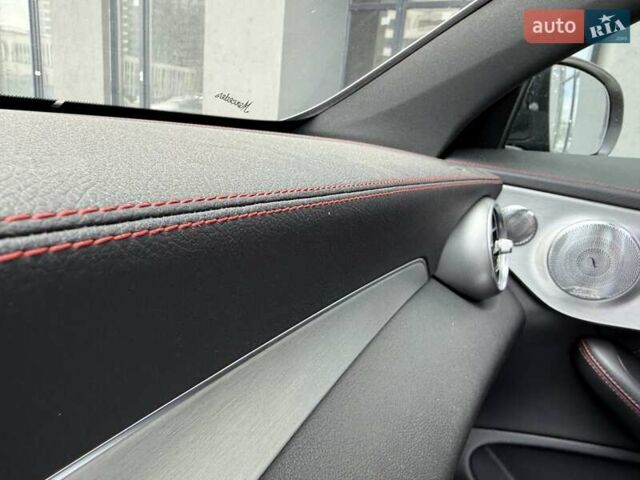 Черный Мерседес Ц-Класс, объемом двигателя 3 л и пробегом 55 тыс. км за 39333 $, фото 5 на Automoto.ua