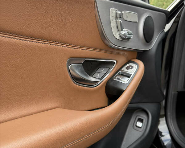 Черный Мерседес Ц-Класс, объемом двигателя 2 л и пробегом 75 тыс. км за 25500 $, фото 10 на Automoto.ua