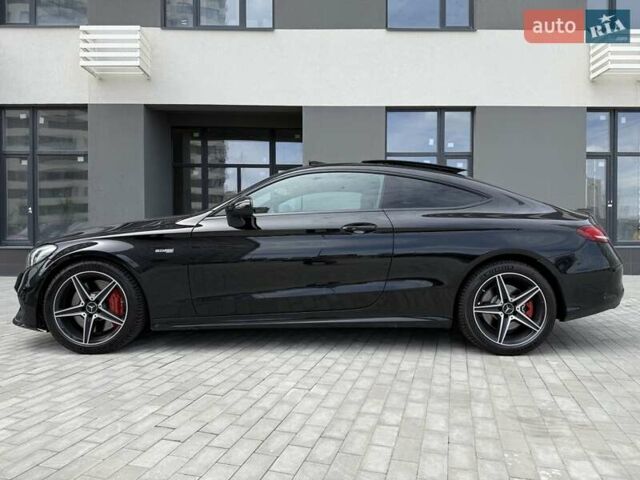 Черный Мерседес Ц-Класс, объемом двигателя 3 л и пробегом 55 тыс. км за 39333 $, фото 43 на Automoto.ua