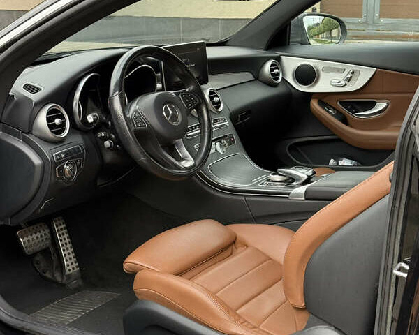 Черный Мерседес Ц-Класс, объемом двигателя 2 л и пробегом 75 тыс. км за 25500 $, фото 4 на Automoto.ua