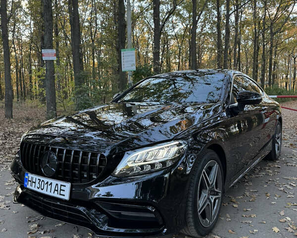 Мерседес Ц-Класс 2019 в Одессе на Automoto.ua Черный Мерседес Ц-Класс, объемом двигателя 1.99 л и пробегом 65 тыс. км за 33900 $, фото 1 на Automoto.ua