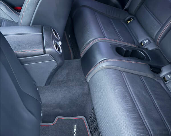 Черный Мерседес Ц-Класс, объемом двигателя 3 л и пробегом 64 тыс. км за 38000 $, фото 23 на Automoto.ua