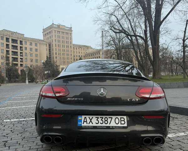 Черный Мерседес Ц-Класс, объемом двигателя 3 л и пробегом 64 тыс. км за 38000 $, фото 13 на Automoto.ua