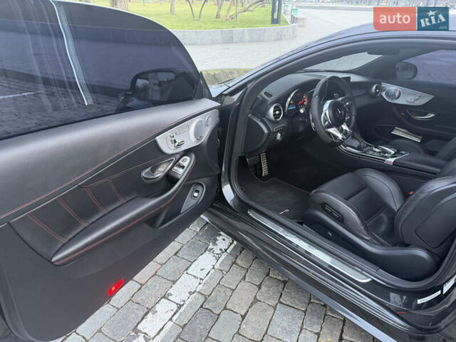 Черный Мерседес Ц-Класс, объемом двигателя 3 л и пробегом 64 тыс. км за 38000 $, фото 34 на Automoto.ua