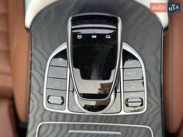 Черный Мерседес Ц-Класс, объемом двигателя 1.5 л и пробегом 70 тыс. км за 33500 $, фото 71 на Automoto.ua