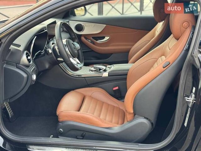 Черный Мерседес Ц-Класс, объемом двигателя 1.5 л и пробегом 70 тыс. км за 33500 $, фото 43 на Automoto.ua
