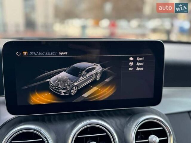 Черный Мерседес Ц-Класс, объемом двигателя 1.5 л и пробегом 70 тыс. км за 33500 $, фото 83 на Automoto.ua