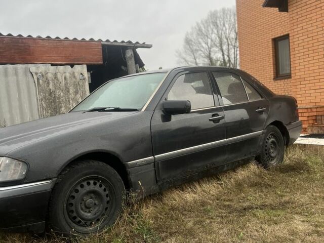 Мерседес Ц-Клас 1995 у Києві на Automoto.ua Чорний Мерседес Ц-Клас, об'ємом двигуна 1.8 л та пробігом 3 тис. км за 375 $, фото 6 на Automoto.ua
