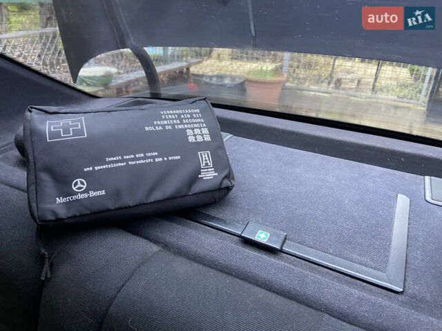 Черный Мерседес Ц-Класс, объемом двигателя 1.8 л и пробегом 430 тыс. км за 3700 $, фото 14 на Automoto.ua