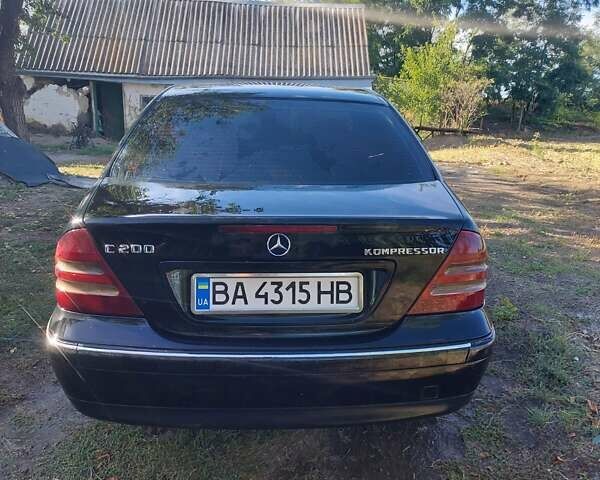 Чорний Мерседес Ц-Клас, об'ємом двигуна 2 л та пробігом 450 тис. км за 3400 $, фото 8 на Automoto.ua