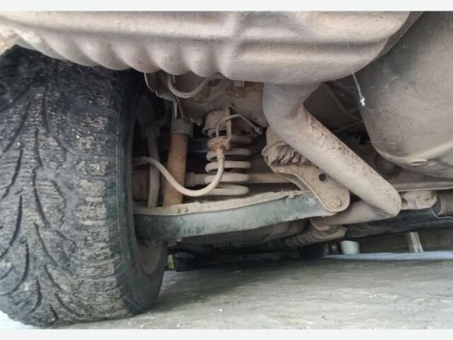 Чорний Мерседес Ц-Клас, об'ємом двигуна 0 л та пробігом 200 тис. км за 1300 $, фото 7 на Automoto.ua