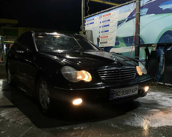 Чорний Мерседес Ц-Клас, об'ємом двигуна 2 л та пробігом 300 тис. км за 3500 $, фото 7 на Automoto.ua