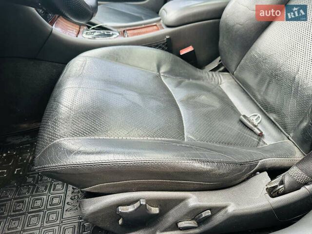 Черный Мерседес Ц-Класс, объемом двигателя 2 л и пробегом 475 тыс. км за 5800 $, фото 9 на Automoto.ua