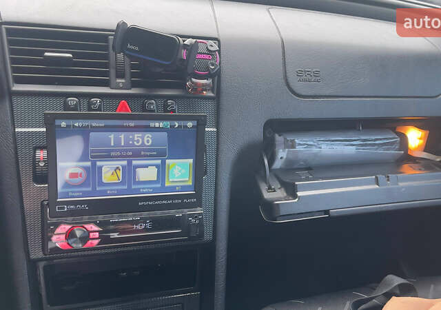 Чорний Мерседес Ц-Клас, об'ємом двигуна 2 л та пробігом 260 тис. км за 2598 $, фото 17 на Automoto.ua