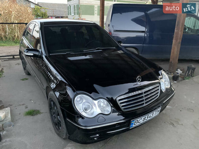 Мерседес Ц-Класс 2001 в Рогатине на Automoto.ua Черный Мерседес Ц-Класс, объемом двигателя 2.2 л и пробегом 400 тыс. км за 3800 $, фото 1 на Automoto.ua