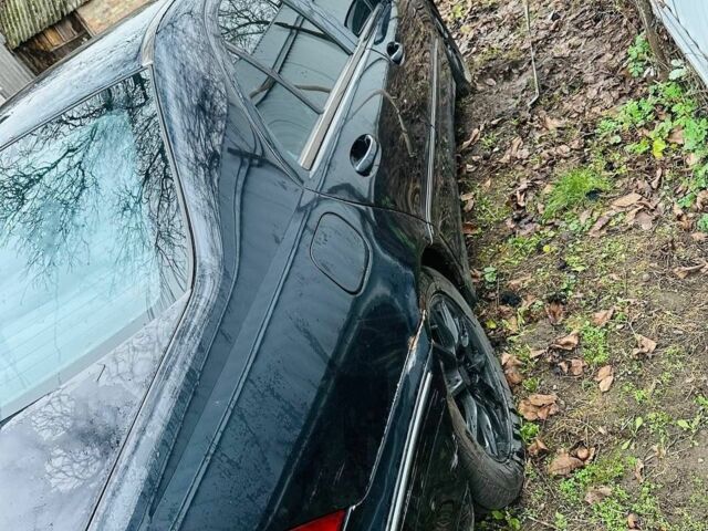 Черный Мерседес Ц-Класс, объемом двигателя 0 л и пробегом 400 тыс. км за 4200 $, фото 1 на Automoto.ua