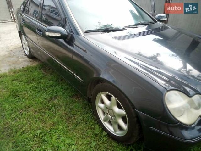 Мерседес Ц-Класс 2001 в Ивано-Франковске на Automoto.ua Черный Мерседес Ц-Класс, объемом двигателя 2 л и пробегом 400 тыс. км за 4500 $, фото 4 на Automoto.ua